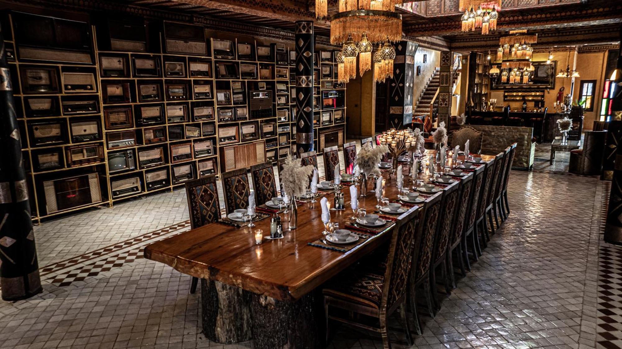 Hotel Riad Xaluca メルズーガ エクステリア 写真